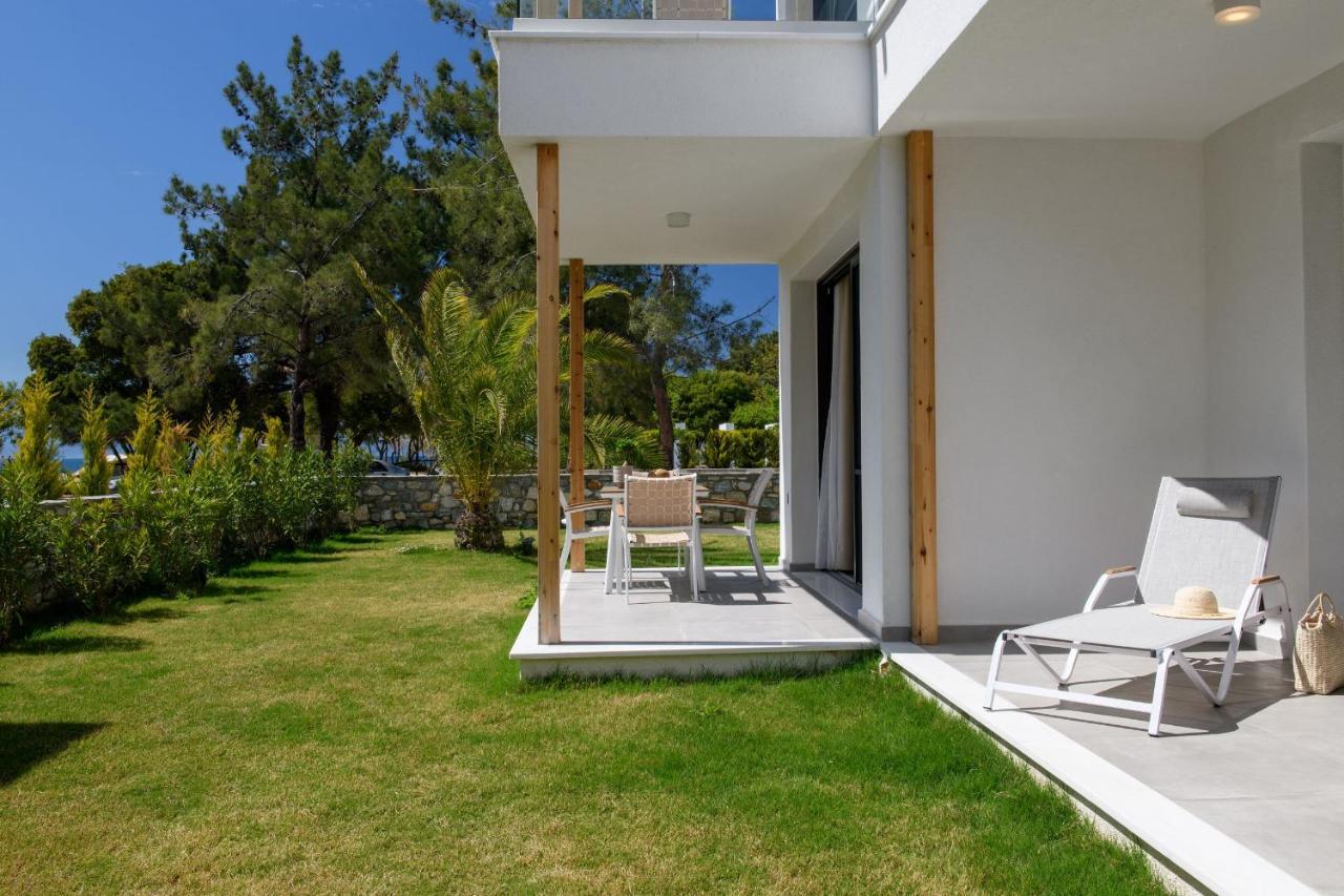 Nisea Beach Apartments Prínos Exteriér fotografie